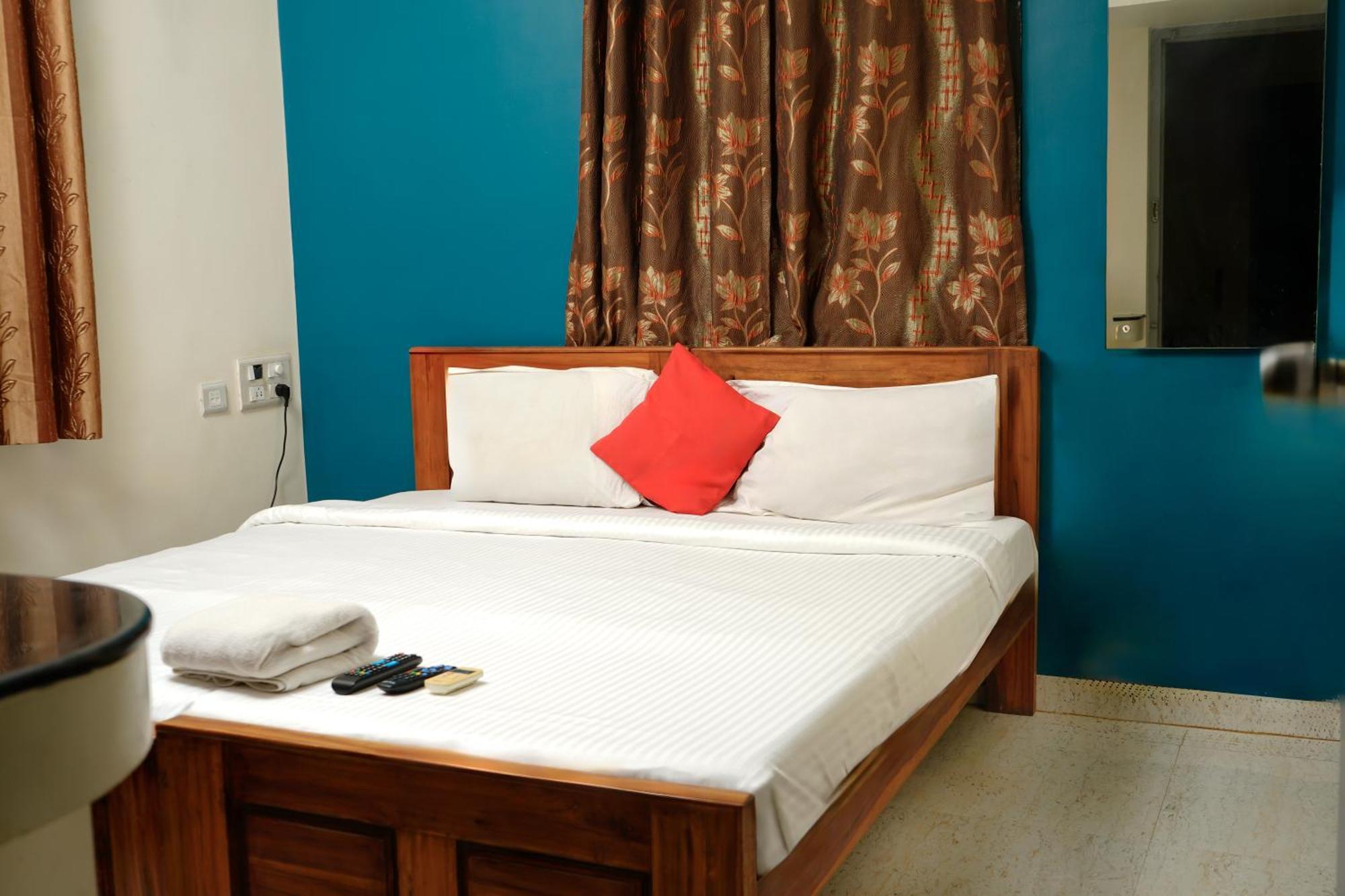 Hostel Orchid Sankrish And Pg Near Balaji Dental College