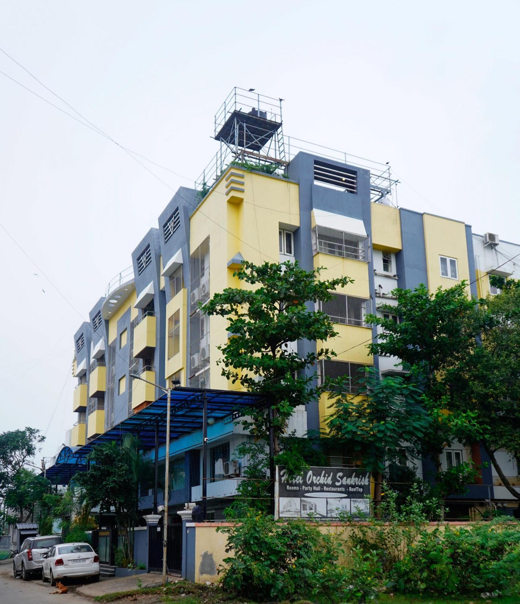 Orchid Sankrish And Pg Near Balaji Dental College * Chennai